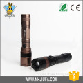2015 Factory High quality zoomable most powerful led rechargeable flashlight Torch